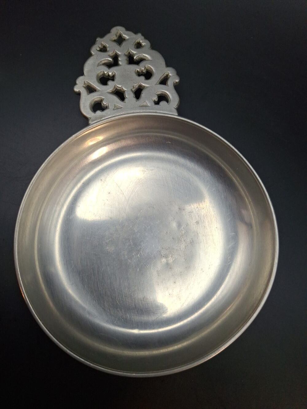 Vintage Woodbury Pewter Porringer 5 Inch Diameter